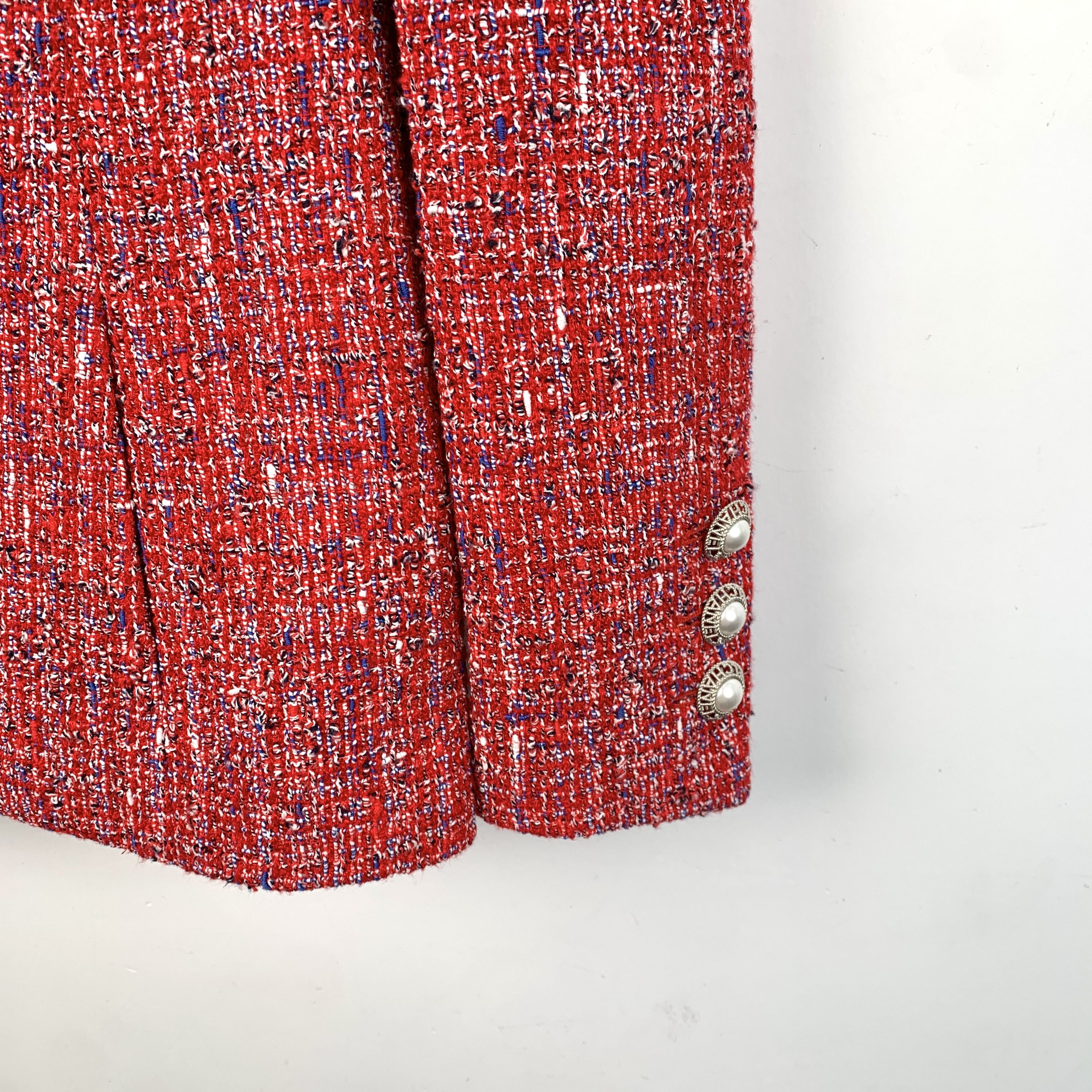 Chanel Chanel Red Tweed Cotton Jacket with Pearl Buttons (Size XS) Size XS / US 0-2 / IT 36-38 - 6 Thumbnail
