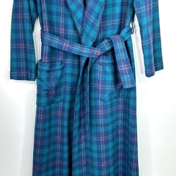 Pendleton VINTAGE Pendleton Wool Blue Plaid_Tartan Robe Shirt? Size ONE SIZE - 3 Thumbnail