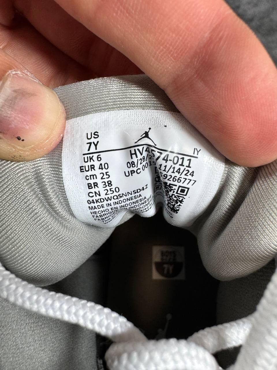 Jordan Brand Size 7Y | Jordan 9 Cool Grey With Box | Brand New Size US 7 / EU 40 - 7 Thumbnail