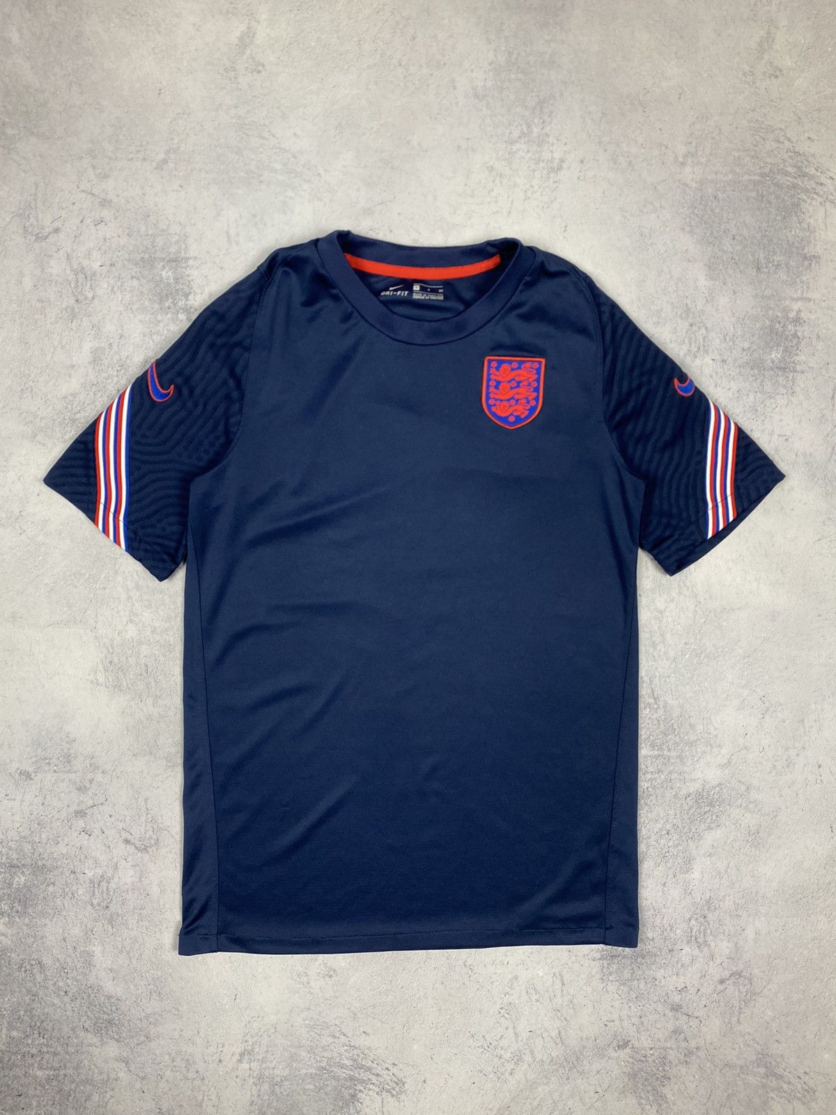 Nike Nike England National Team Pre Match Training Soccer Jersey Size US S / EU 44-46 / 1 - 7 Thumbnail