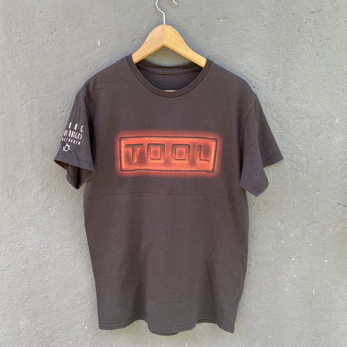 Band Tees Vintage Faded Tool Heavy Metal ERD GRUNGE BAND TEE Size US M / EU 48-50 / 2 - 2 Thumbnail