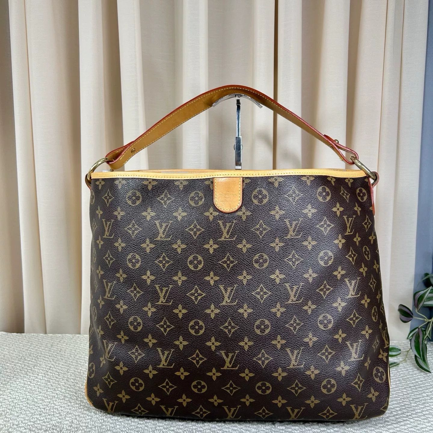 Louis Vuitton Pre-loved Bag Very good condition Size ONE SIZE - 1 Thumbnail
