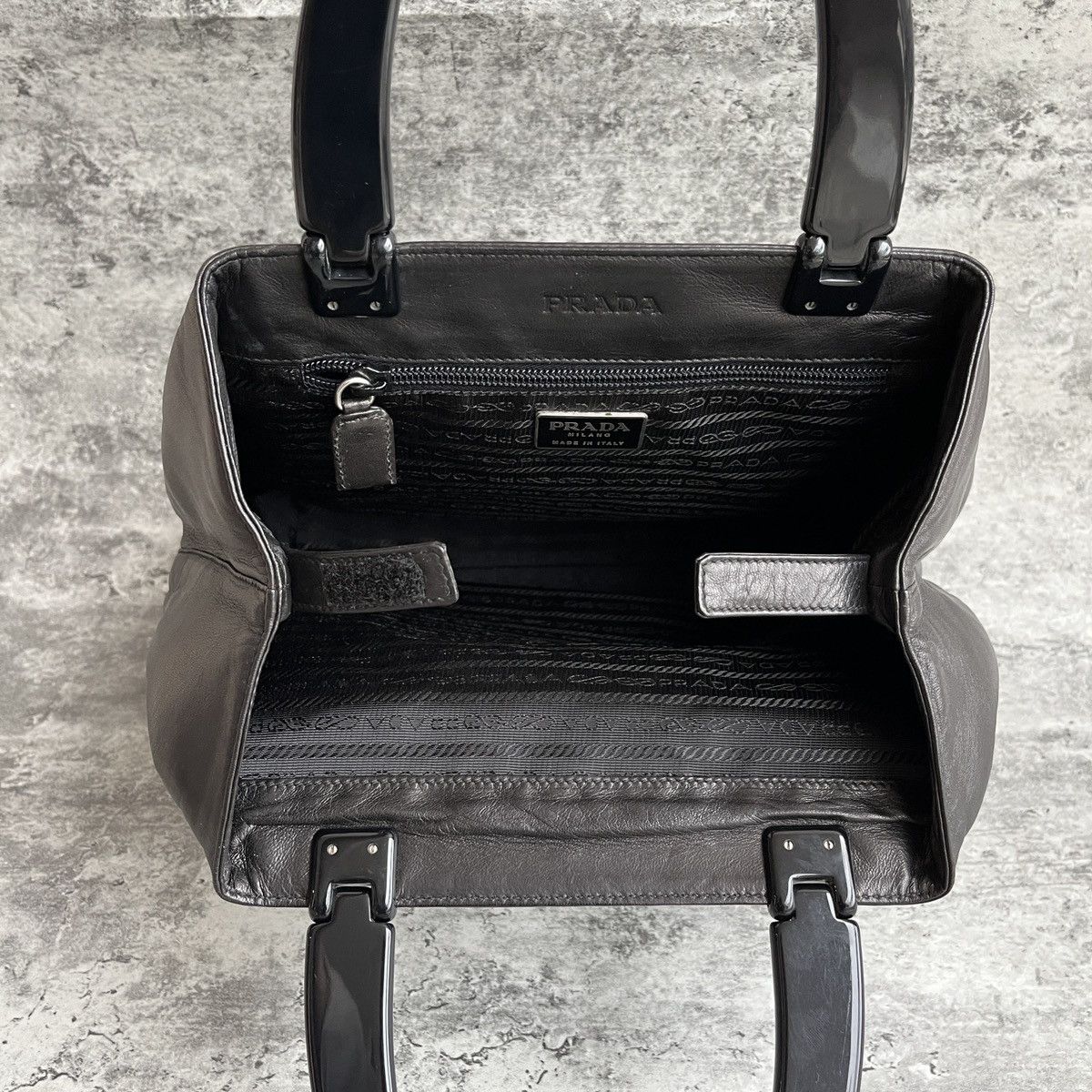 Prada Vintage Prada Iconic Nappa Leather Top Hand-Bag Size ONE SIZE - 17 Thumbnail