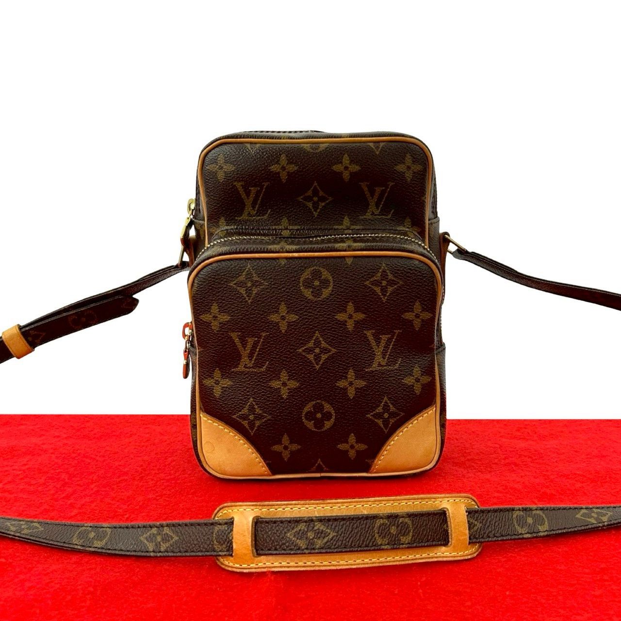 Louis Vuitton Louis Vuitton Louis Vuitton Amazon Monogram Leather Shoulder Bag Canvas Shoulder Bag DUTY FREE for USA Size ONE SIZE - 1 Thumbnail