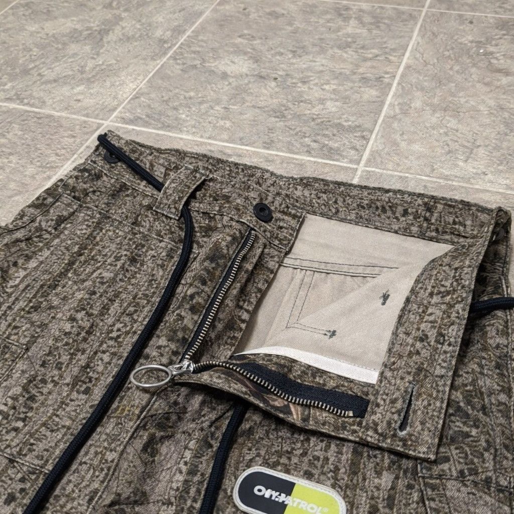 Off-White OFF-WHITE CAMO PANTS WITH DRAW STRING Size US 31 - 3 Thumbnail