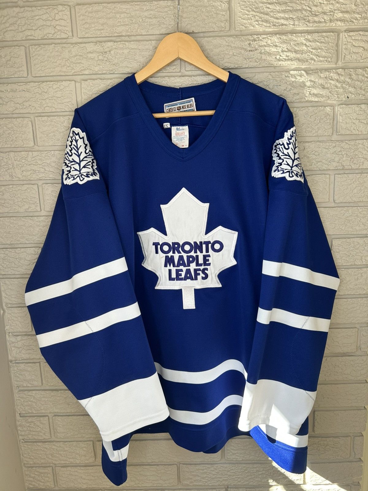 Ccm Vintage CCM Toronto Maple Leafs Center Ice Jersey Size US XXL / EU 58 / 5 - 1 Thumbnail