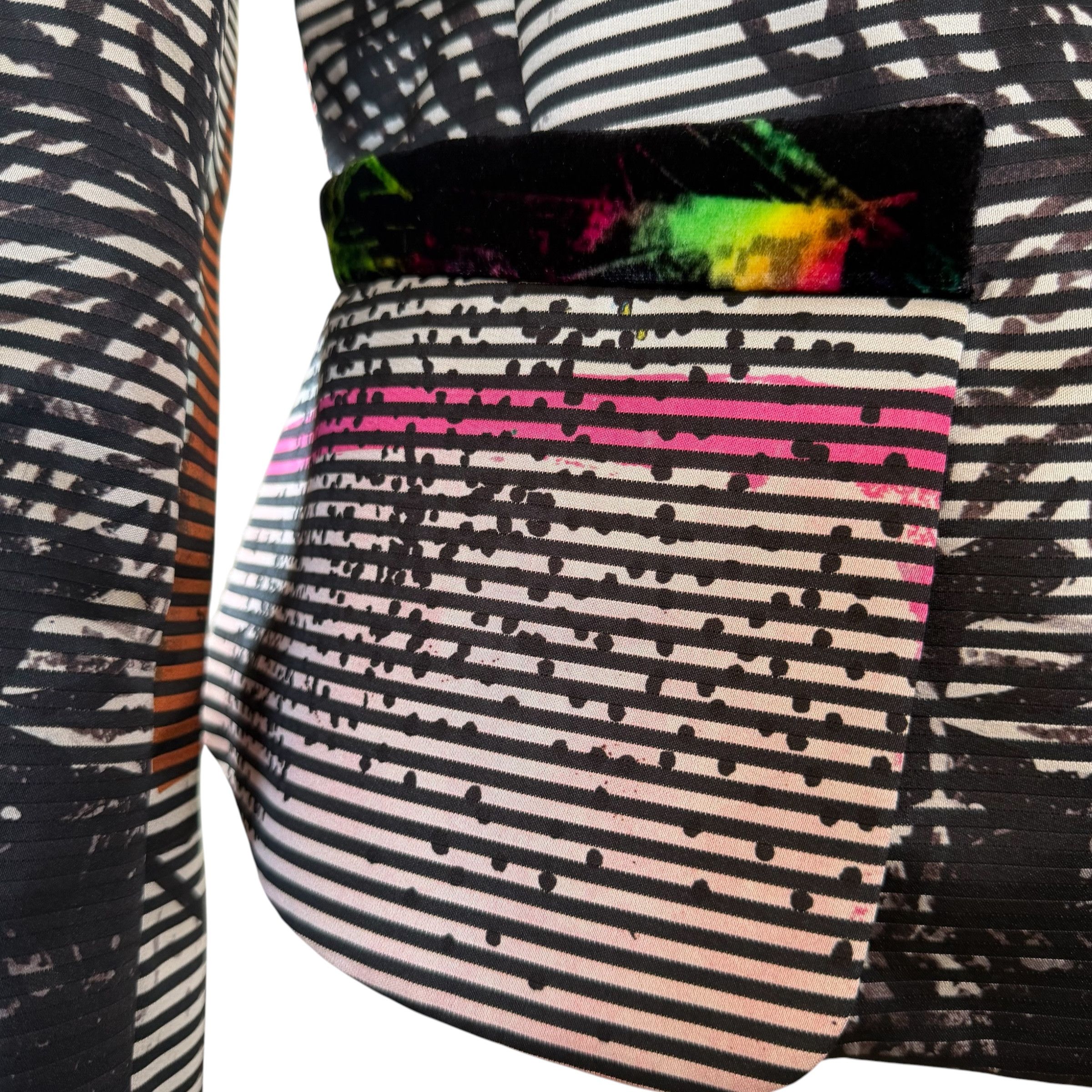 Giorgio Armani ARMANI ABSTRACT PRINT JACKET Size M / US 6-8 / IT 42-44 - 5 Thumbnail