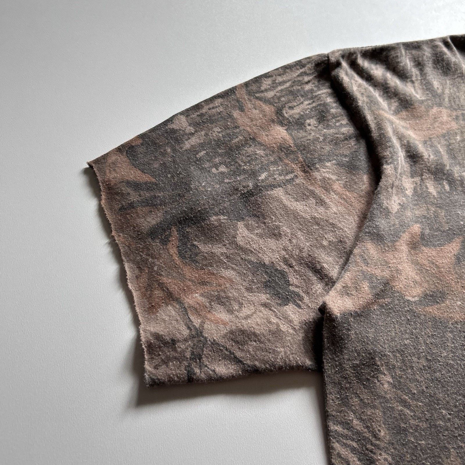 Realtree Vintage 90s Real Tree Camouflage Pocket T Shirt Large Boxy Size US L / EU 52-54 / 3 - 5 Thumbnail