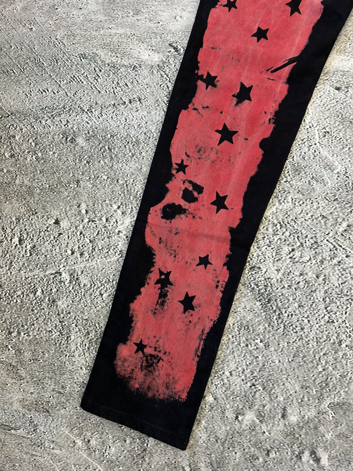 Other Y2K jeans black red slim stars Size US 30 / EU 46 - 9 Thumbnail