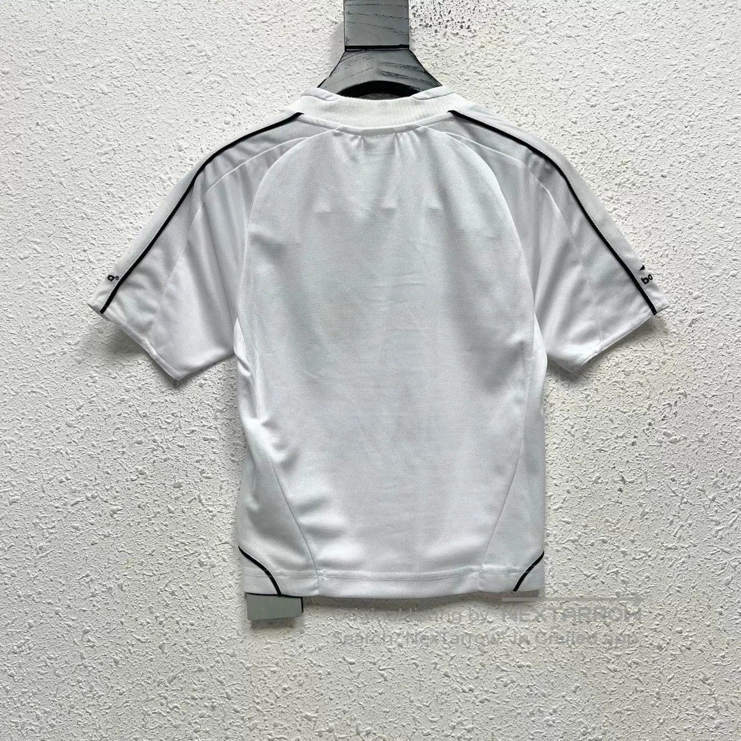 Balenciaga Balenciaga Man Utd Embroidered Jersey T-shirt. Size US S / EU 44-46 / 1 - 2 Thumbnail