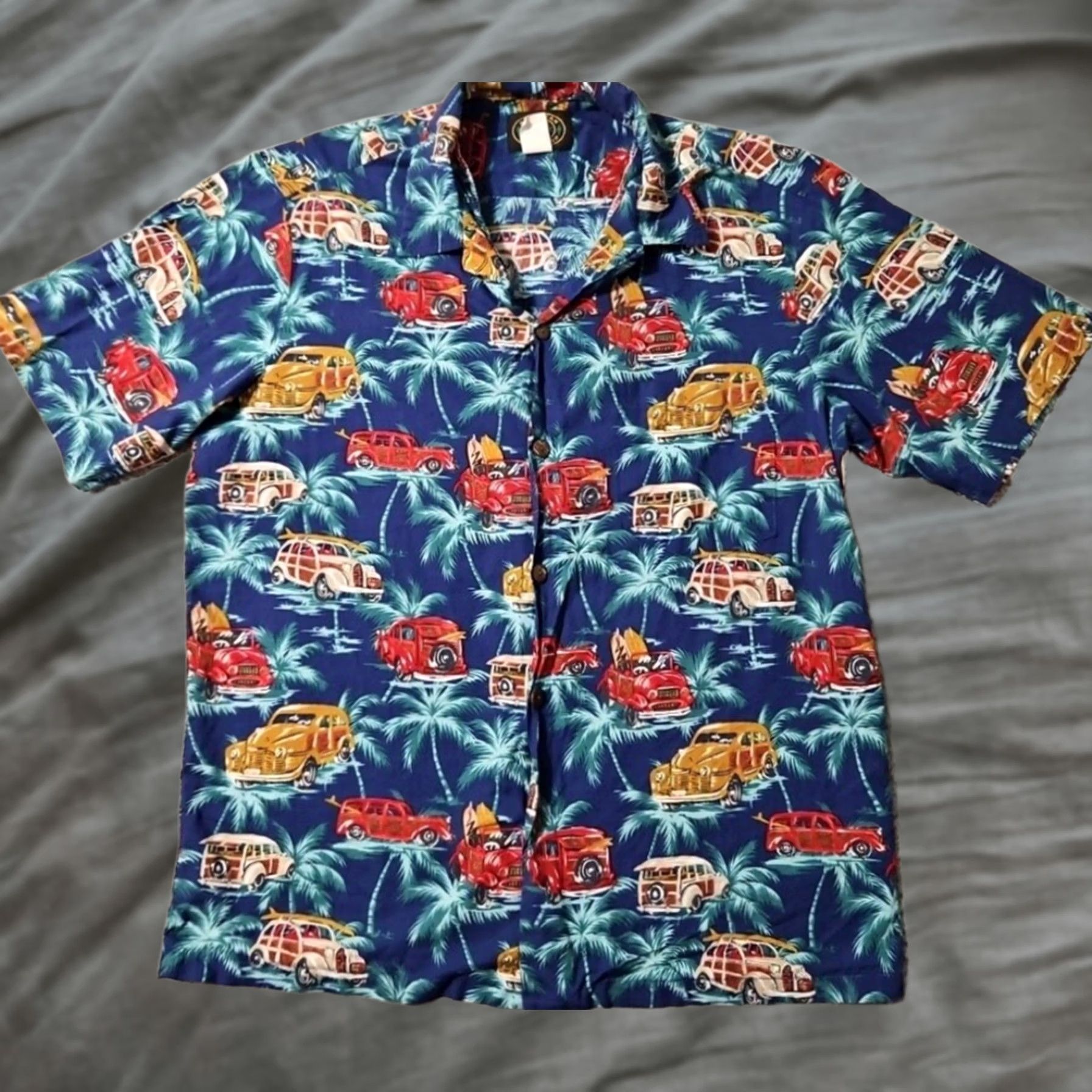 Vintage VINTAGE Hawaiian Reserve Collection Hawaiian Shirt Mens Blue Hawaii Cars Medium Size US M / EU 48-50 / 2 - 1 Thumbnail
