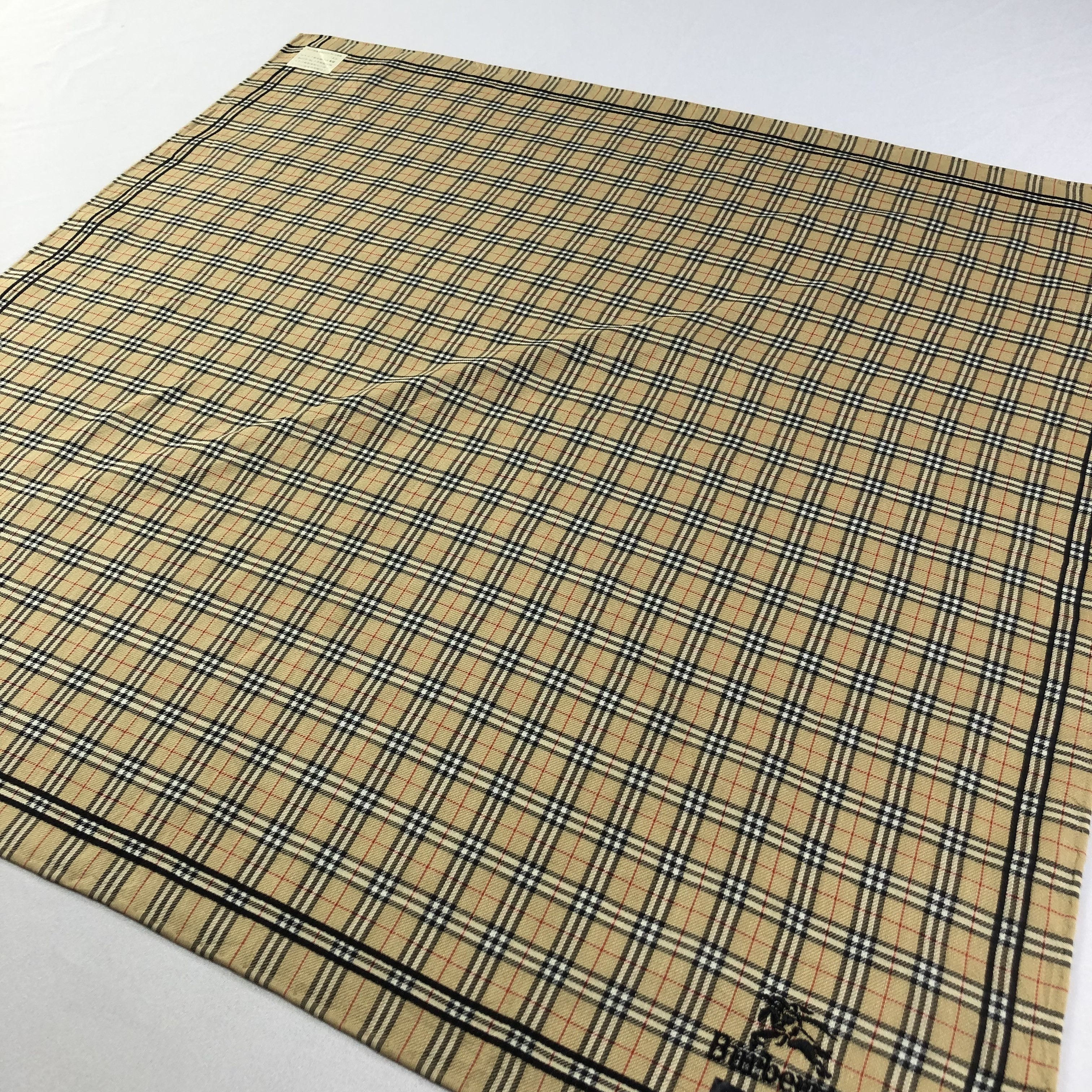 Burberry Burberrys Nova Check Handkerchief Neckerchief Bandana H1961 Size ONE SIZE - 3 Thumbnail