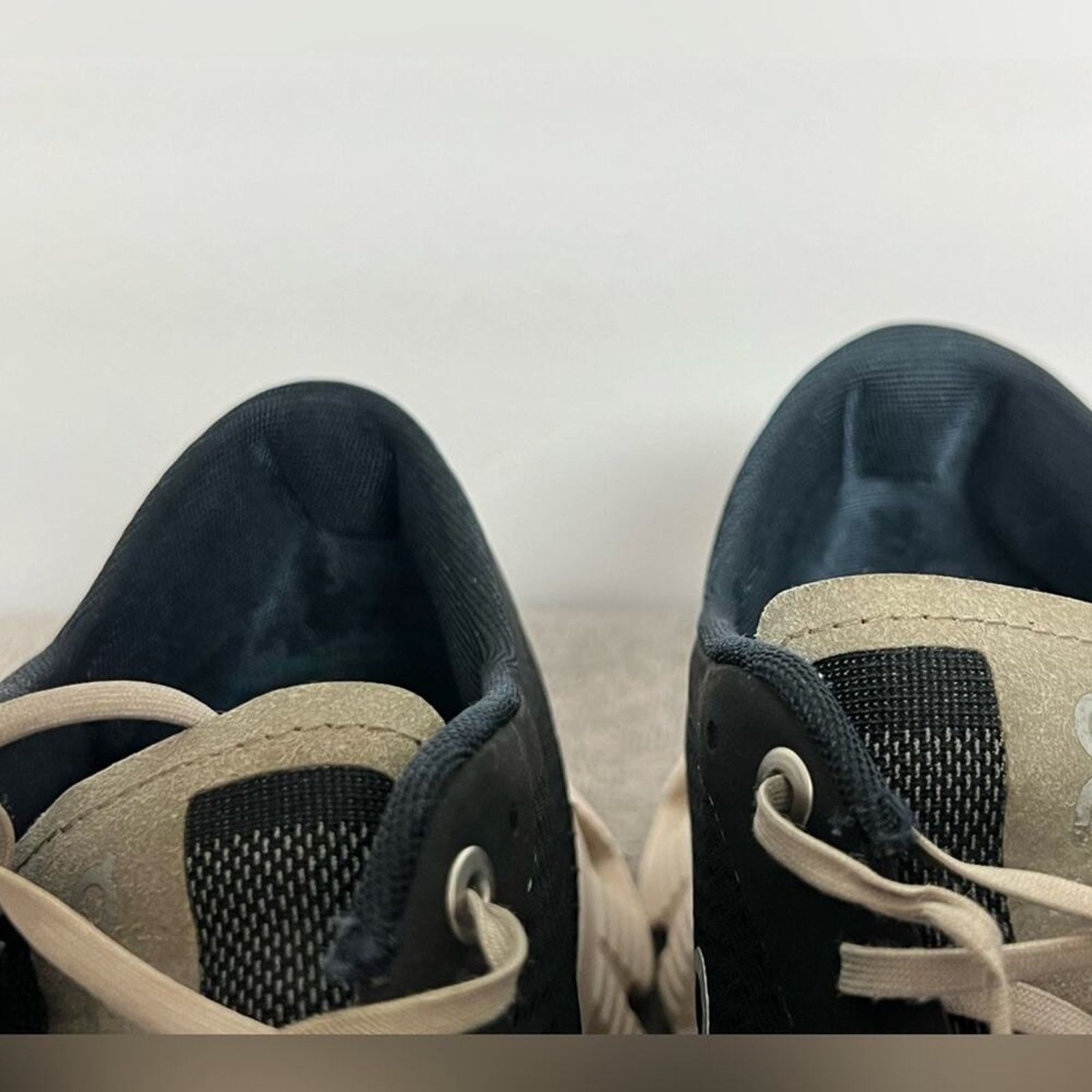 On ON Cloud X Running Shoes Black Pearl Shoes Womens Size 7.5 Size US 10.5 / IT 40.5 - 9 Thumbnail