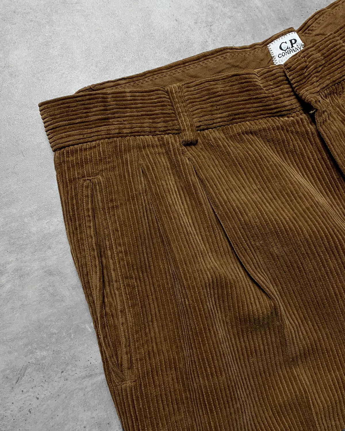 C.P. Company Vintage C.P. Company Corduroy Baggy Pants - 34 Size US 34 / EU 50 - 2 Thumbnail