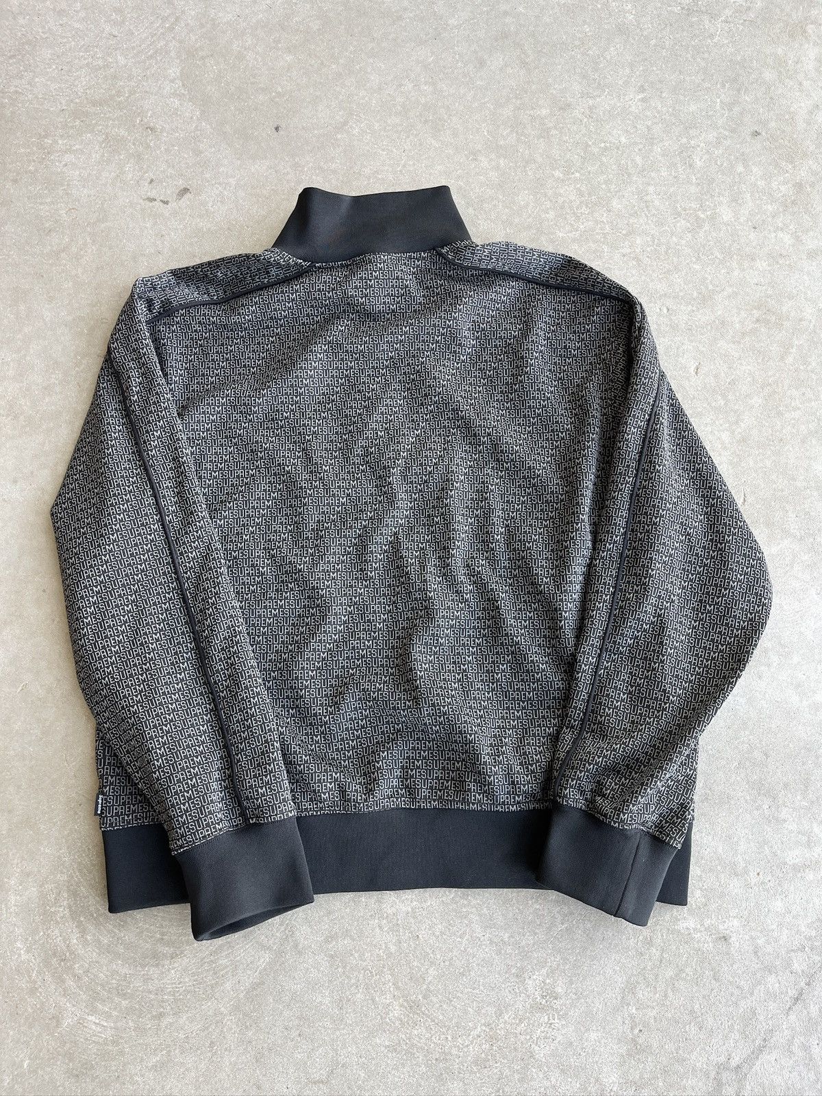 Supreme Supreme SS22 Repeat Track Jacket (unisex) Size US L / EU 52-54 / 3 - 8 Thumbnail