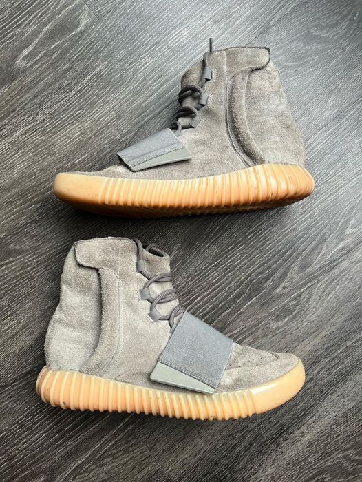 Adidas yeezy 750 on sale sizing