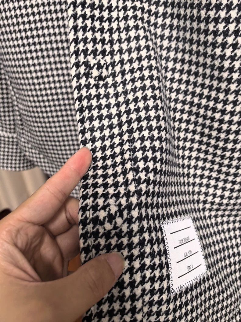 Thom Browne Thom Browne size3 A jacket coat, wool Size US L / EU 52-54 / 3 - 2 Thumbnail