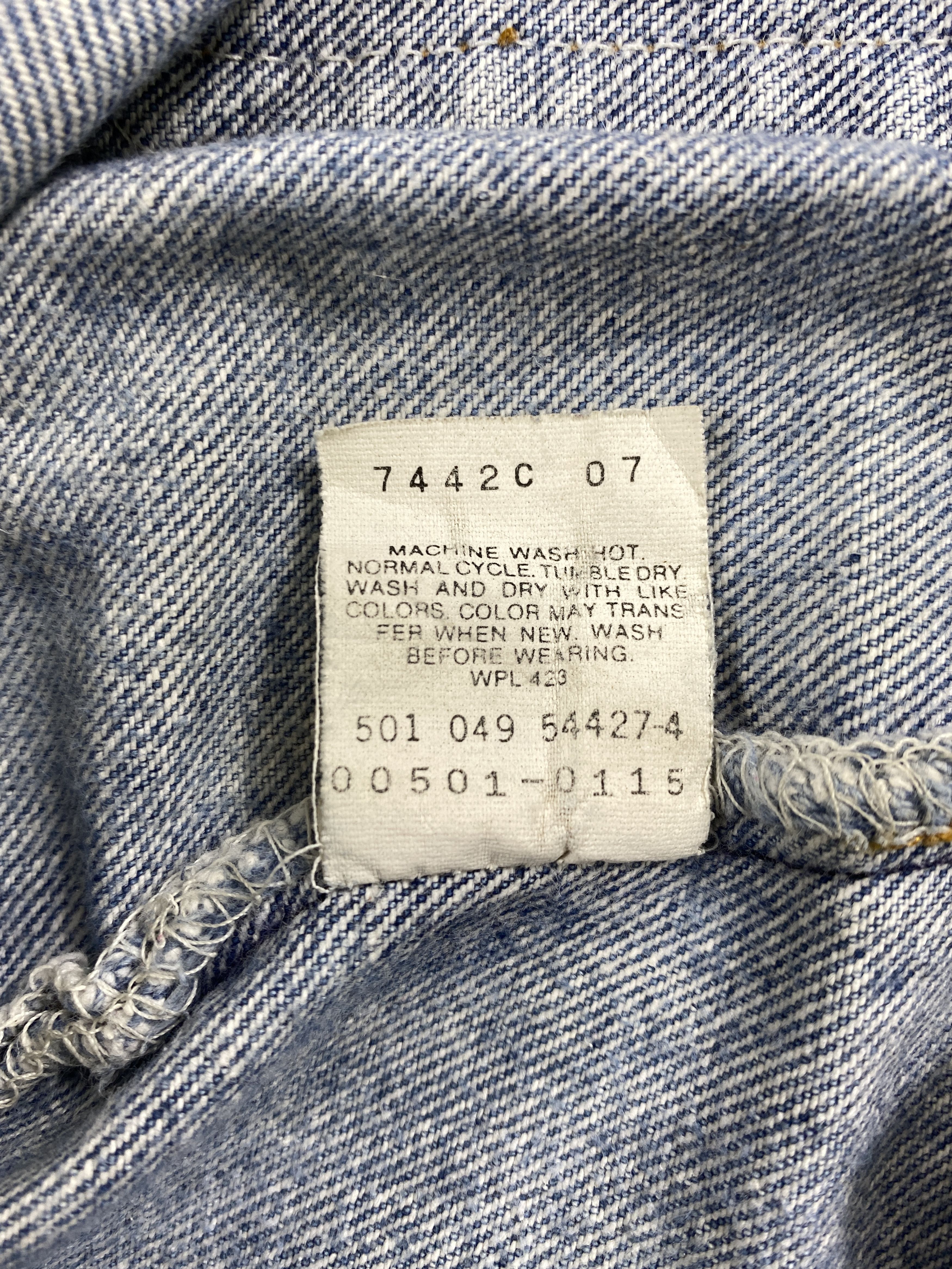 Levi's 90's Mid Blue Vintage Levi's 501 USA 33x33 Denim -JN1553 Size US 33 - 9 Thumbnail