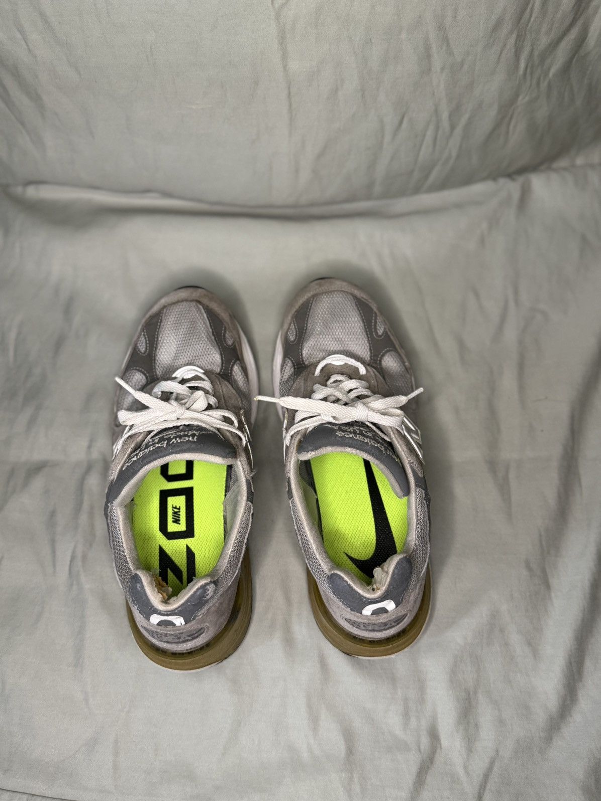 New Balance RARE New Balance 993 Made In USA Gray/White Men Sneakers MR993GL - SZ 7M / 4E Size US 7 / EU 40 - 5 Thumbnail