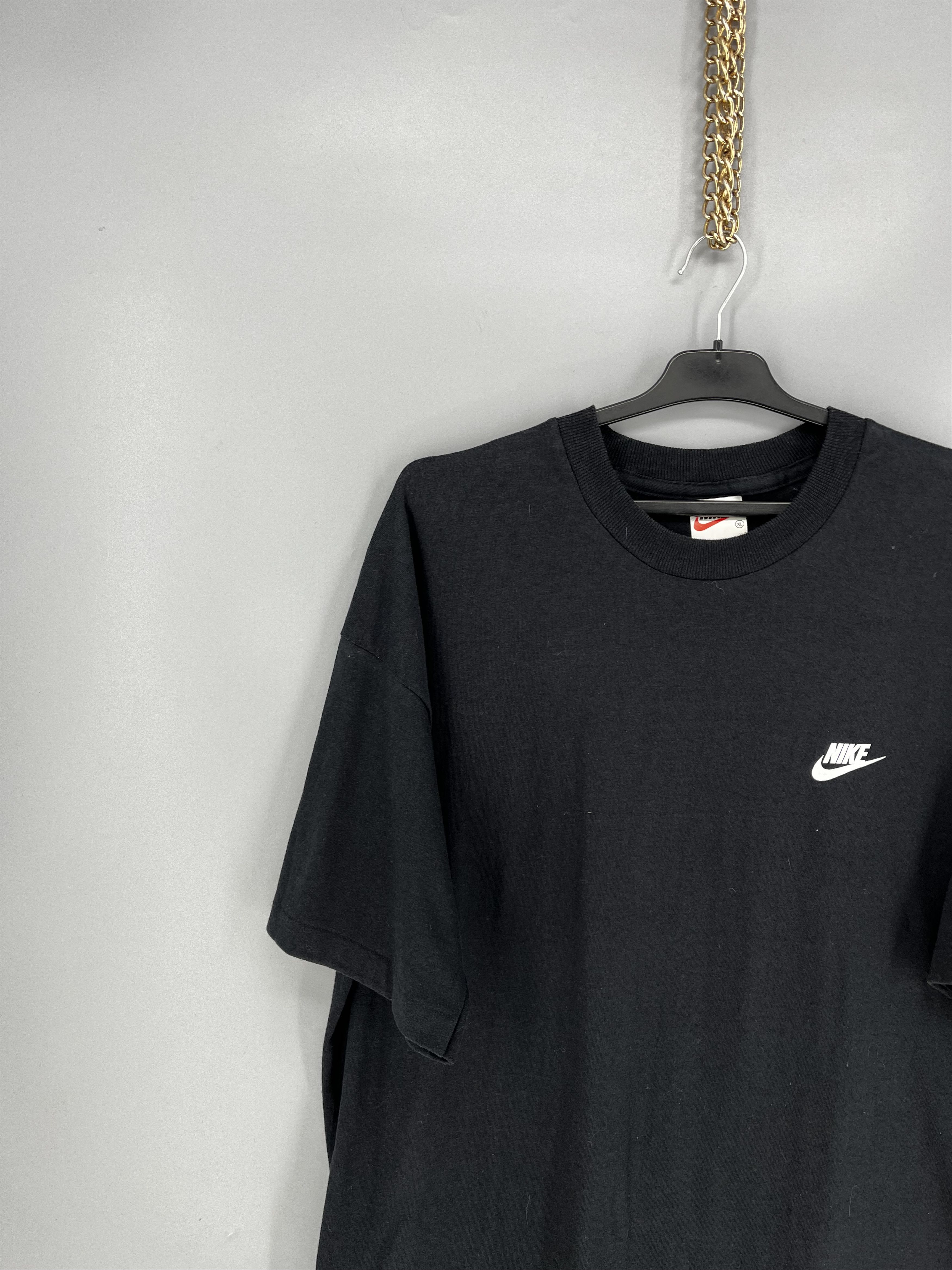 Nike Vintage 90s Nike tee streetwear swoosh y2k style Size-XL Size US XL / EU 56 / 4 - 4 Thumbnail