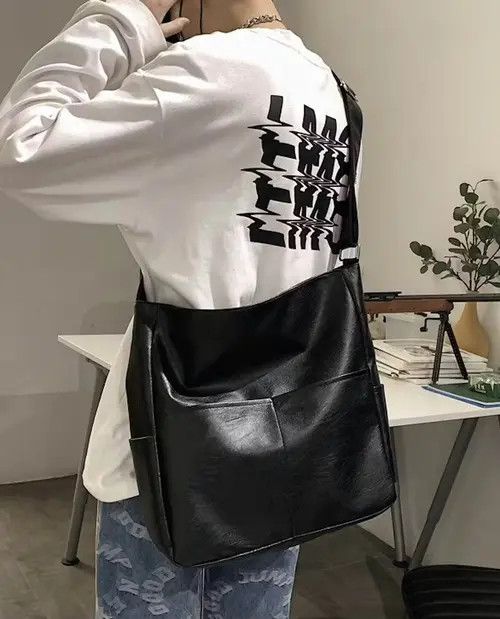 Individualized Shirts Fashion shoulder bag messenger bag Size ONE SIZE - 2 Thumbnail