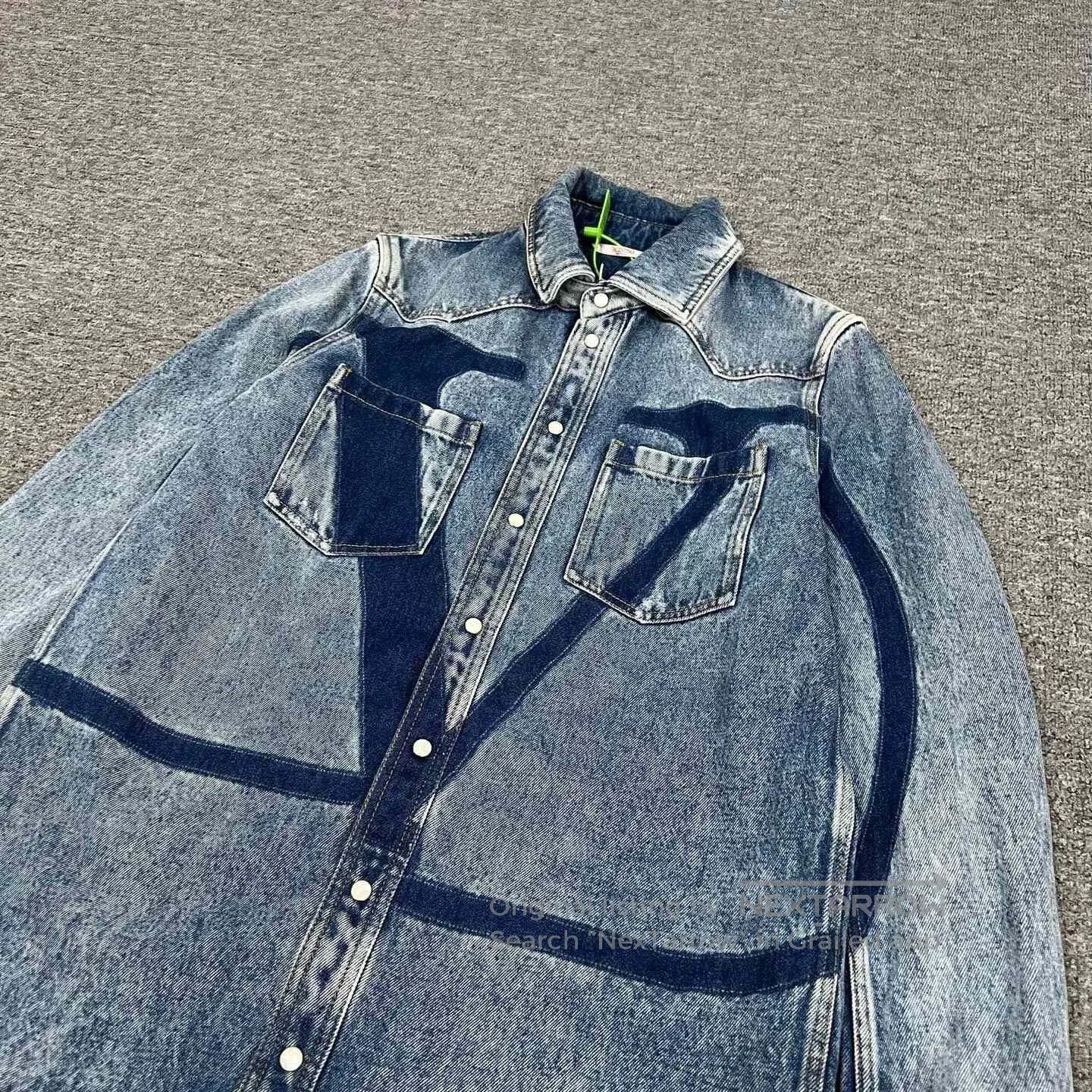 Valentino Valentino Big Logo Denim Shirt Jacket. Size US S / EU 44-46 / 1 - 4 Thumbnail
