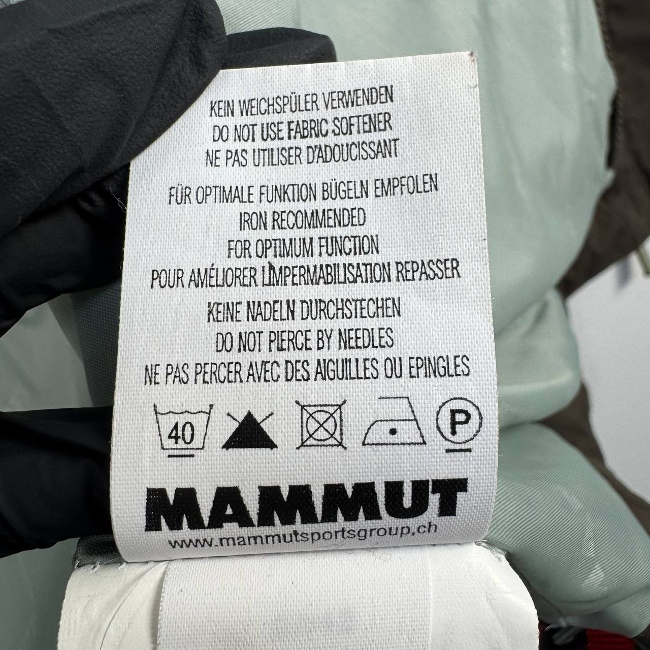 Mammut Mammut Hooded Outdoor Jacket Brown Men Size M Size US M / EU 48-50 / 2 - 13 Thumbnail