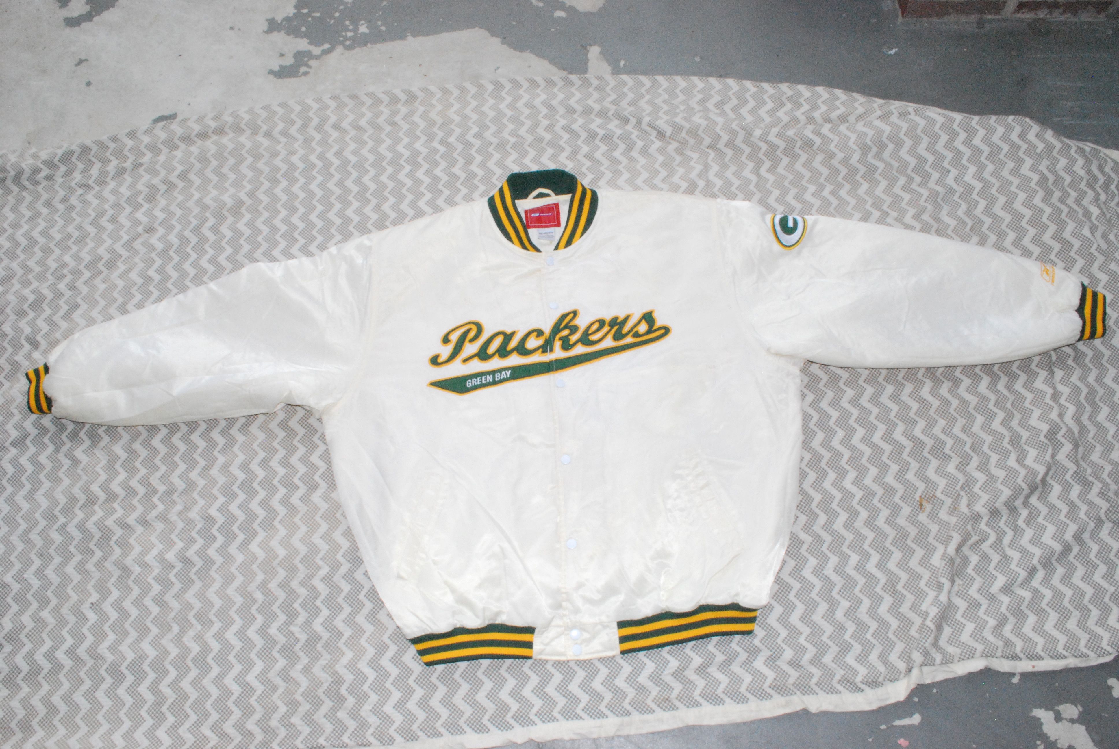 Reebok Greenbay Packers Satin Bomber Jacket