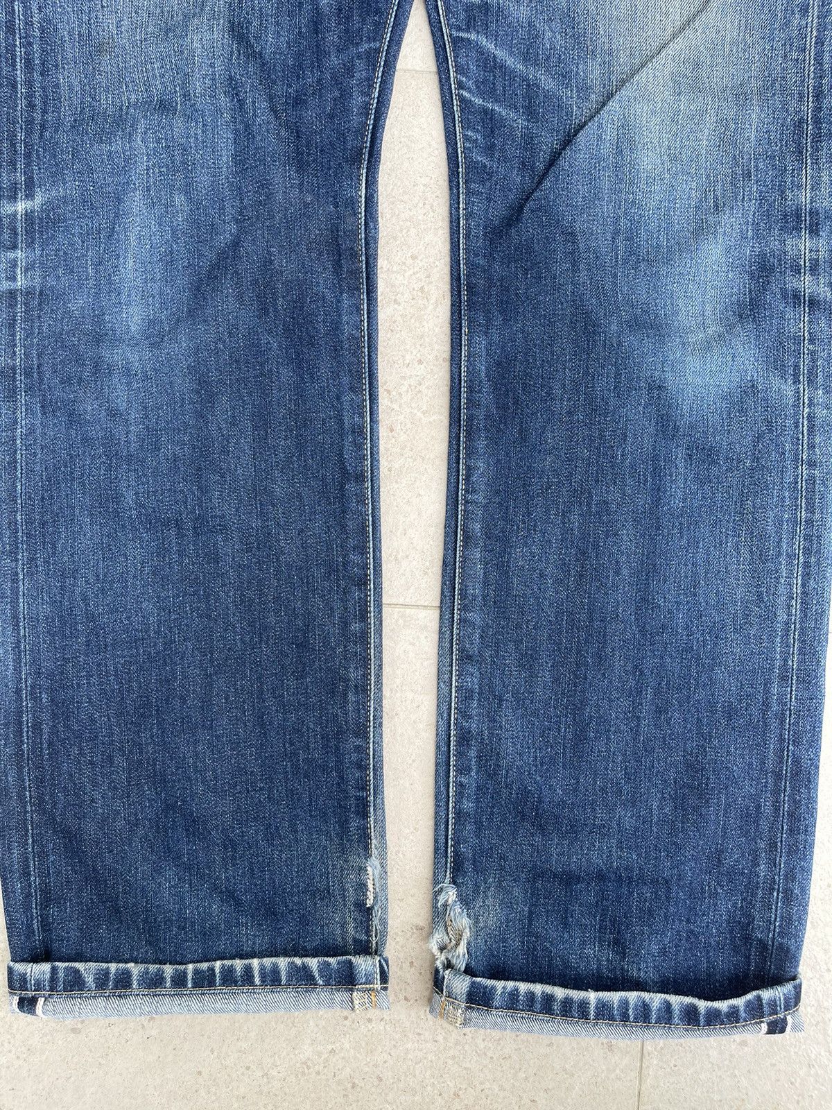 Japanese Brand × Jean × Uniqlo 🔥Uniqlo Jeans Selvedge Distressed Denim W35🔥 Size US 35 - 4 Thumbnail