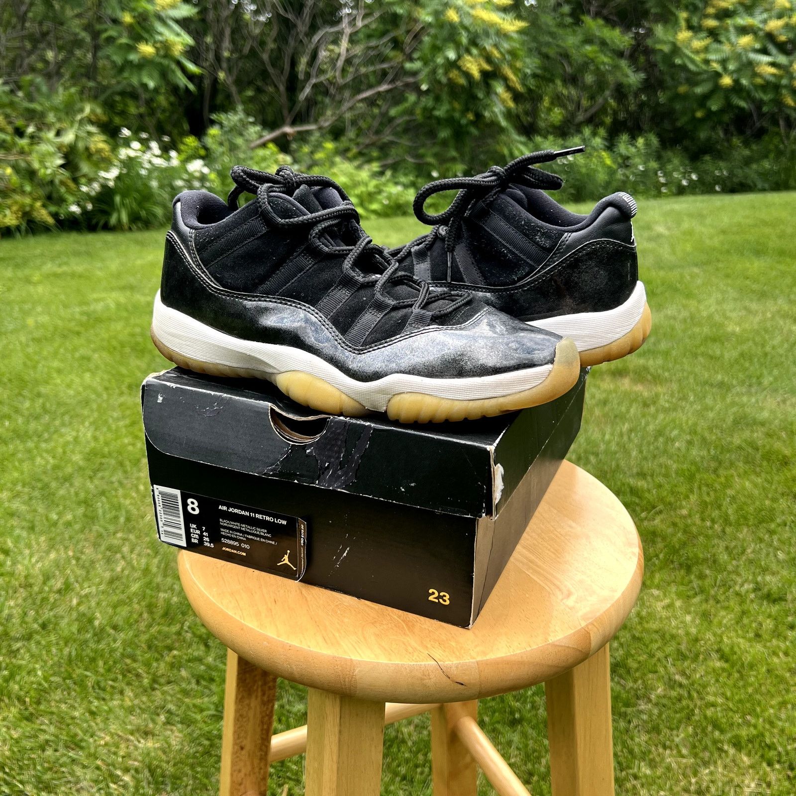 Jordan Brand × Nike Nike Air Jordan 11 Retro Low Barons Men's Shoes - Size 8 Size US 8 / EU 41 - 10 Thumbnail