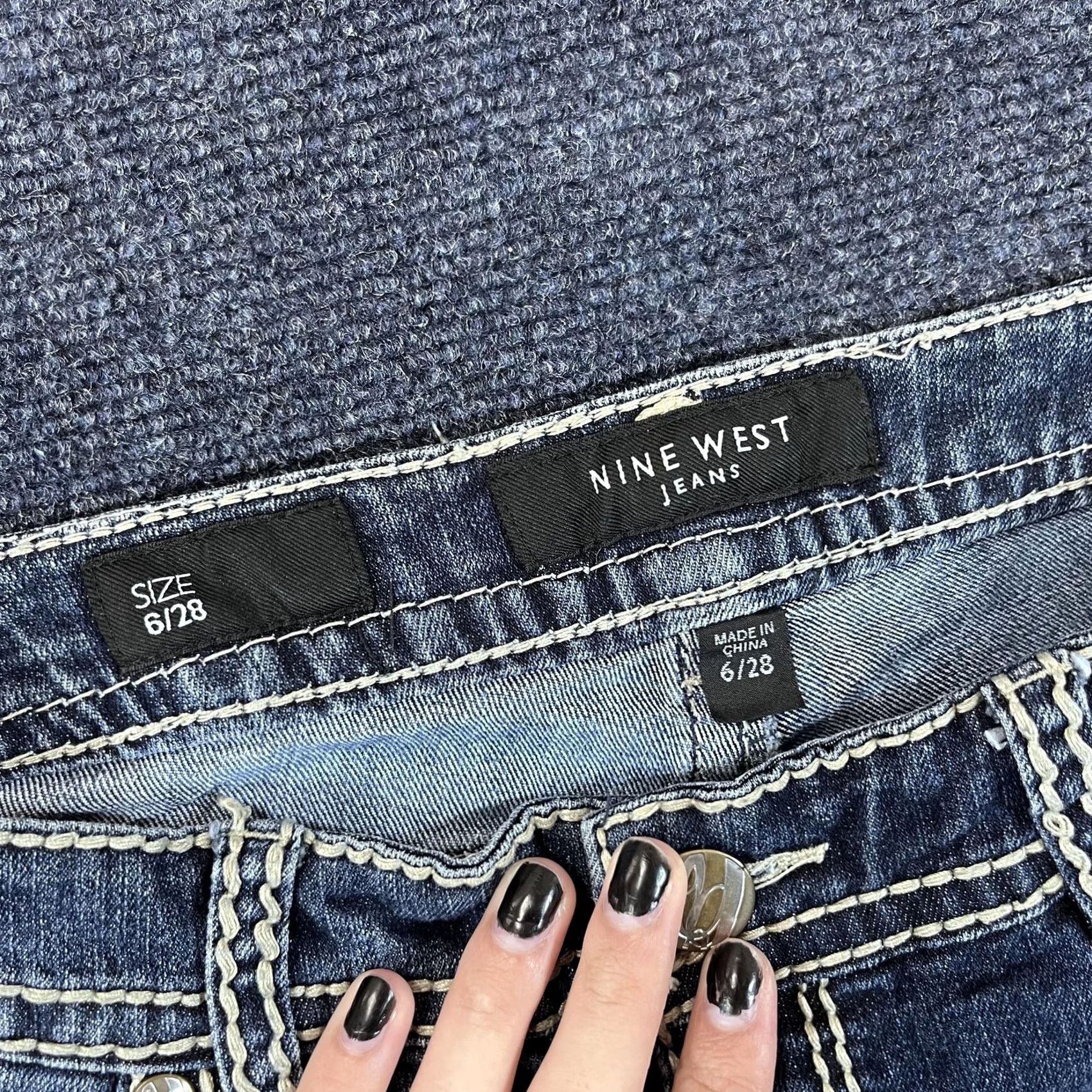 Nine West Nine West Jeans Womens 6 Blue Bootcut Mid Rise Stretch Embroidered Pockets Denim Jeans Size 28" / US 6 / IT 42 - 2 Thumbnail