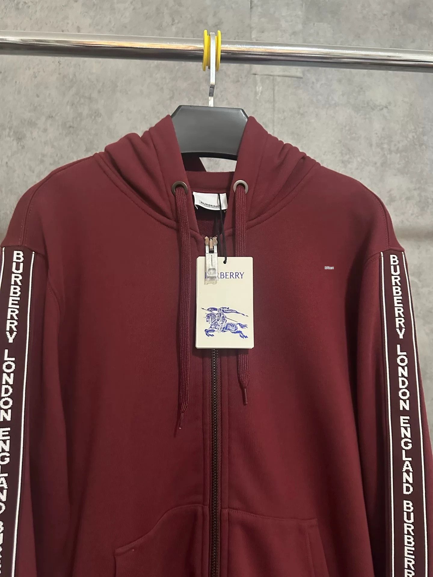 Burberry Burberry Zip Hoodie with Side Stripe Logo Size US XS / EU 42 / 0 - 2 Thumbnail