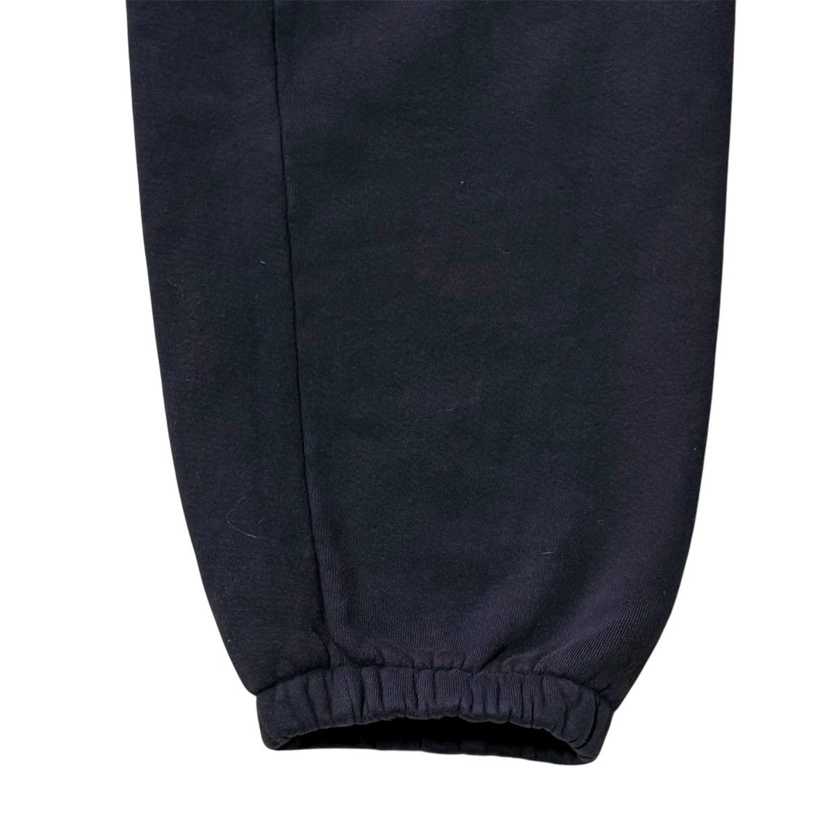 Kanye West JESUS IS KING 2019 ANGEL PORTRAIT SWEATPANTS IN NAVY YEEZY Size US 34 / EU 50 - 7 Thumbnail