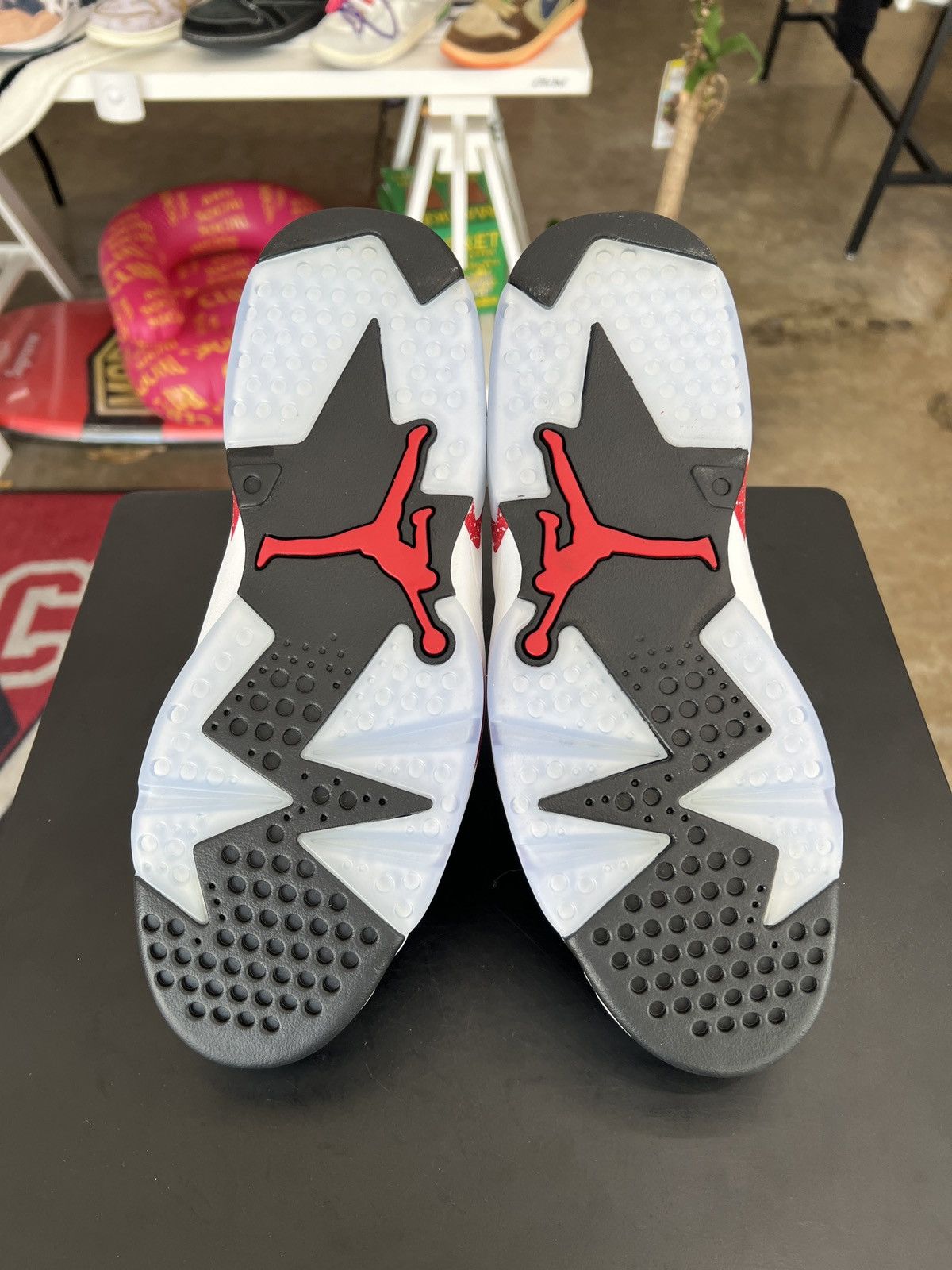 Jordan Brand Air Jordan 6 Red Oreo Sz. 10.5 (2022) Size US 10.5 / EU 43-44 - 8 Thumbnail