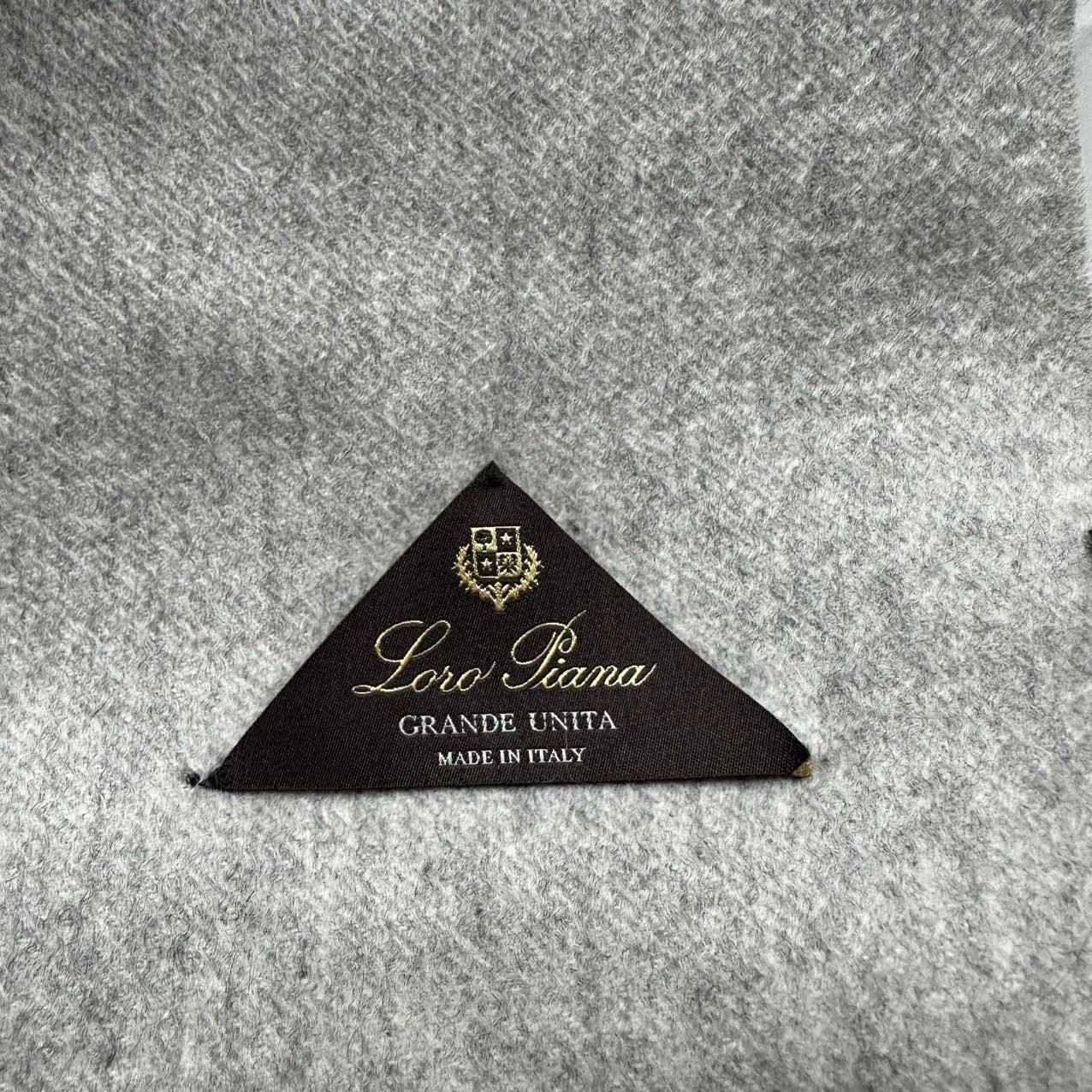 Loro Piana Unused Loro Piana Gray Cashmere Scarf Unisex Stock Size ONE SIZE - 3 Thumbnail