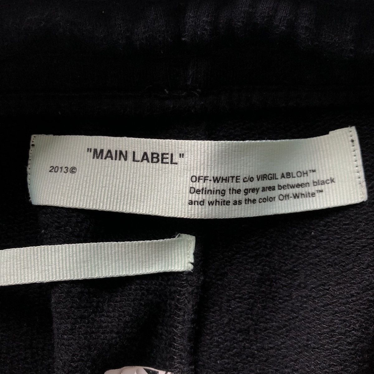 Off-White Short Off-White Spring Summer 2019 Size US 28 / EU 44 - 5 Thumbnail