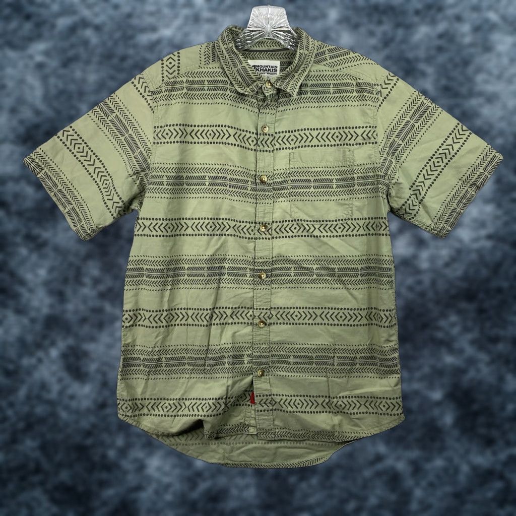 Mountain Khakis VINTAGE Mountain Khakis Camp Shirt Mens M Green Geometric Aztec Southwestern Button Up Size US M / EU 48-50 / 2 - 1 Thumbnail