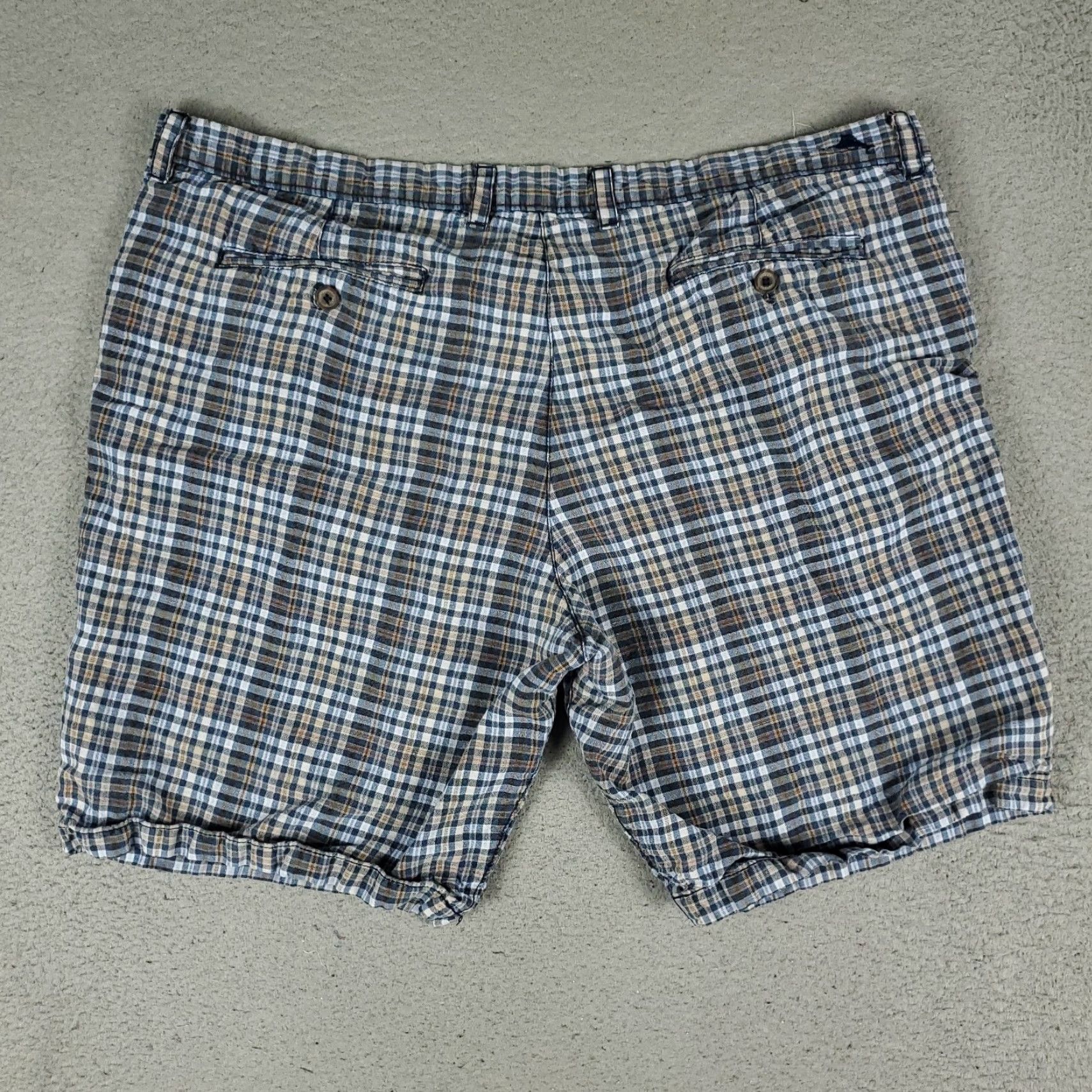 Tommy Bahama VINTAGE Tommy Bahama Shorts Mens Size 42 Linen Flat Front Chino Blue Plaid Casual Size US 42 / EU 58 - 7 Thumbnail