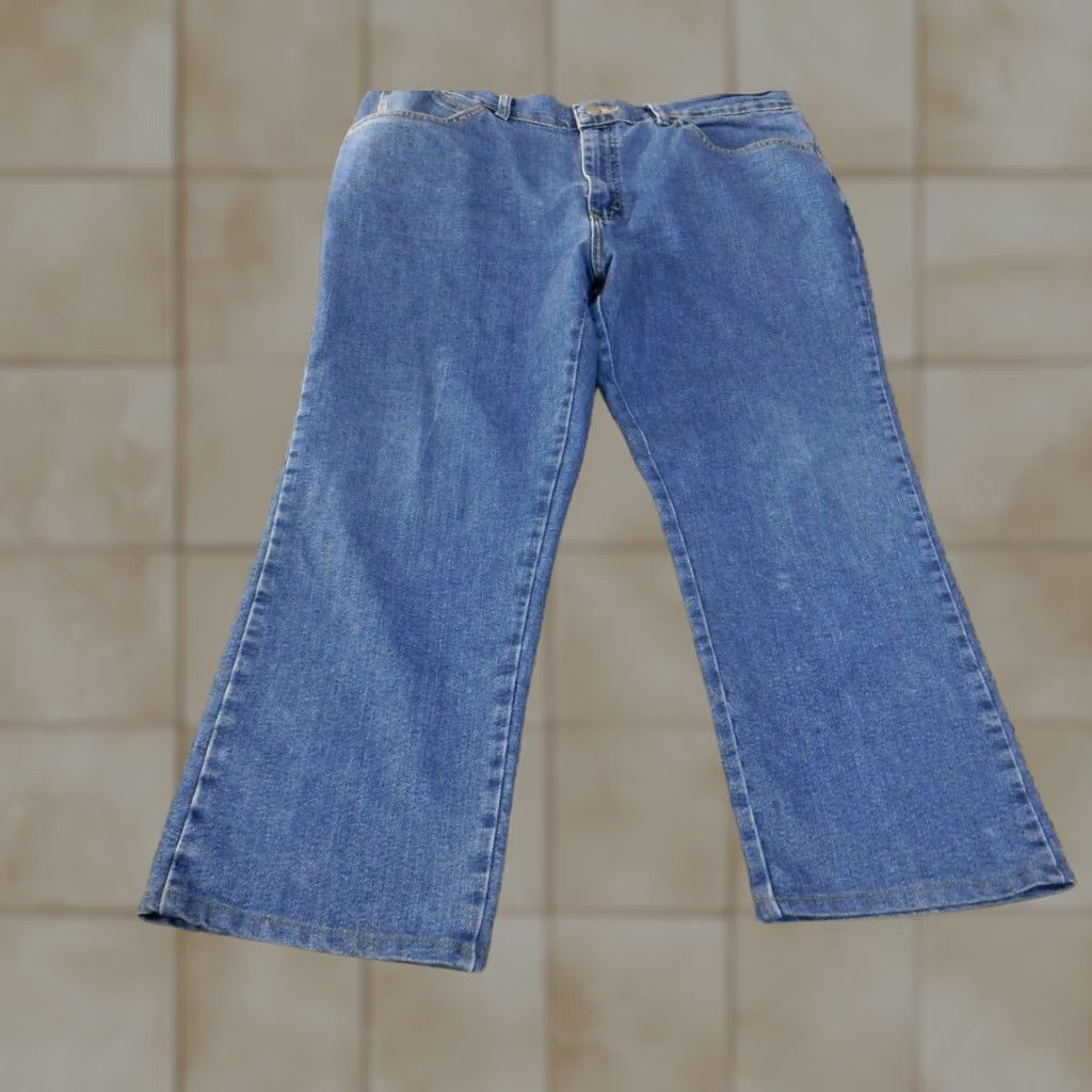Lee Lee Jeans Mens Straight Jeans 40x30 Blue Regular Fit Denim Cotton Zip Pockets 27in Inseam Regular Rise Mid 10-12in Theme American Mens Size US 40 / EU 56 - 1 Thumbnail