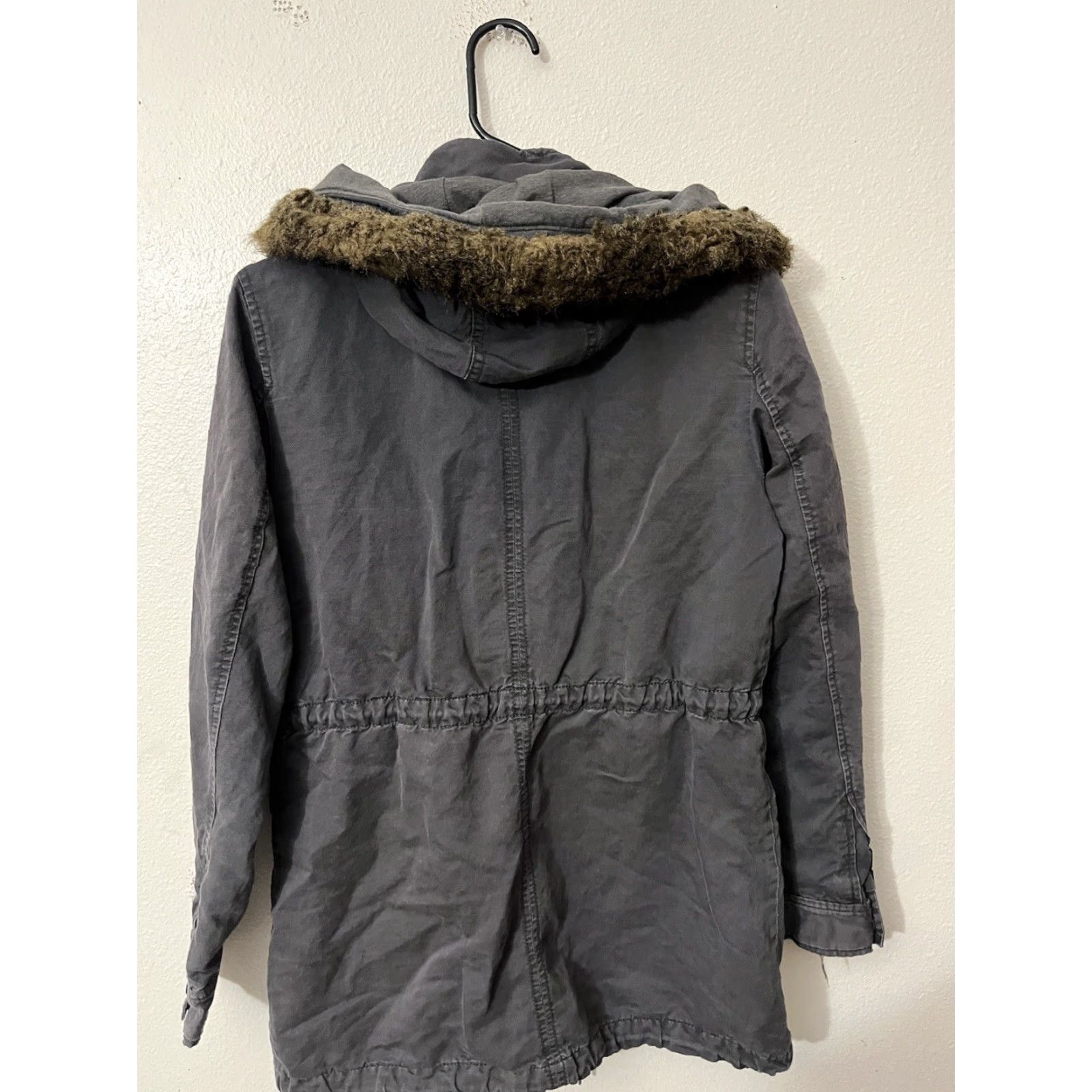 Ann Taylor VINTAGE Ann Taylor Loft Grey Utility Winter Jacket with Faux Fur Hood XS Womens Size XS / US 0-2 / IT 36-38 - 3 Thumbnail