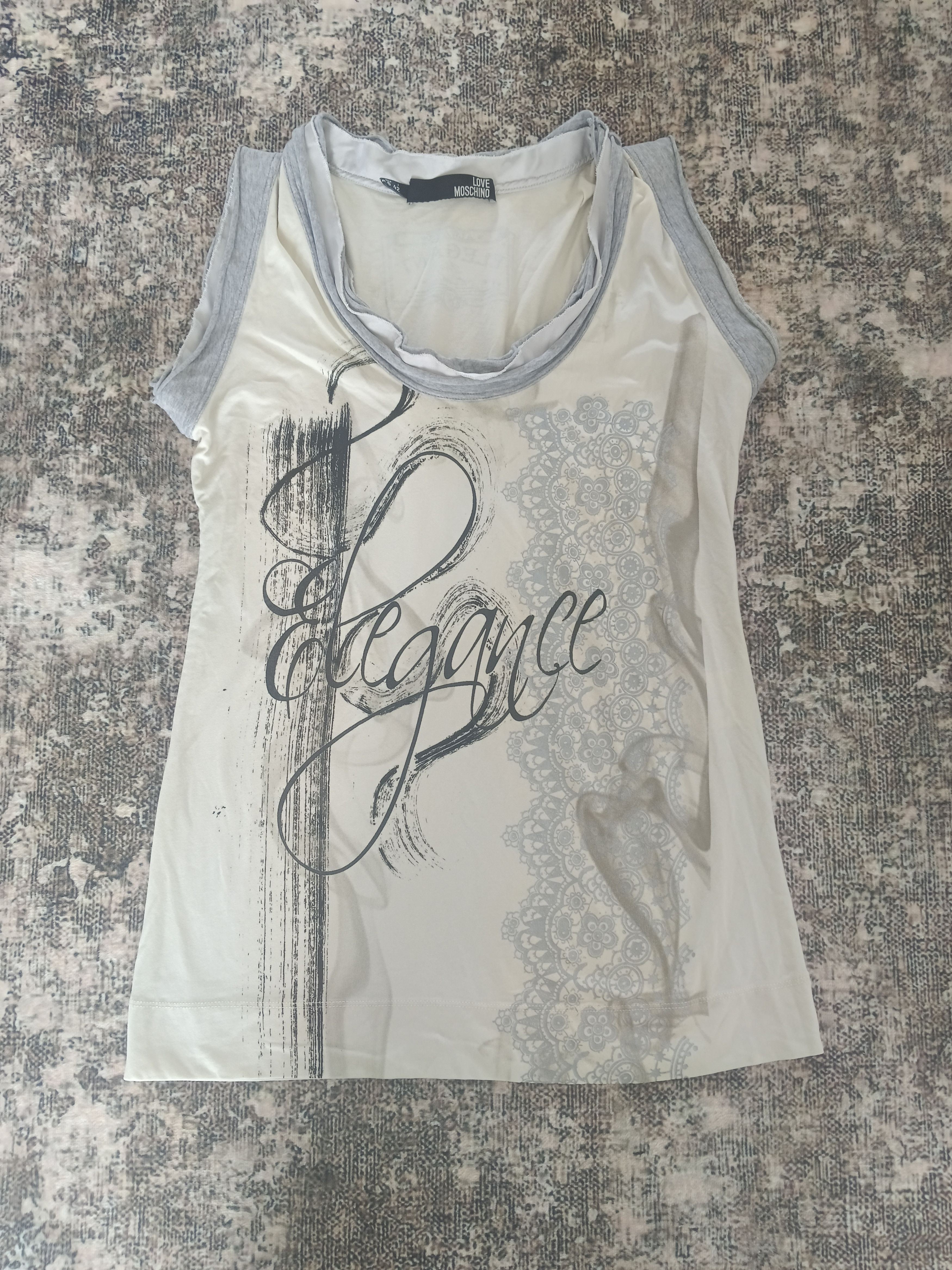 Moschino LOVE MOSCHINO ELLEGANCE TOP Size M / US 6-8 / IT 42-44 - 2 Thumbnail