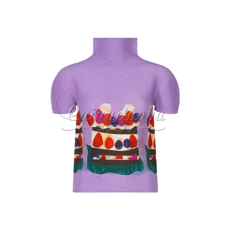 Issey Miyake Issey Miyake size:one size A purple base color with colorf Size XS / US 0-2 / IT 36-38 - 1 Thumbnail