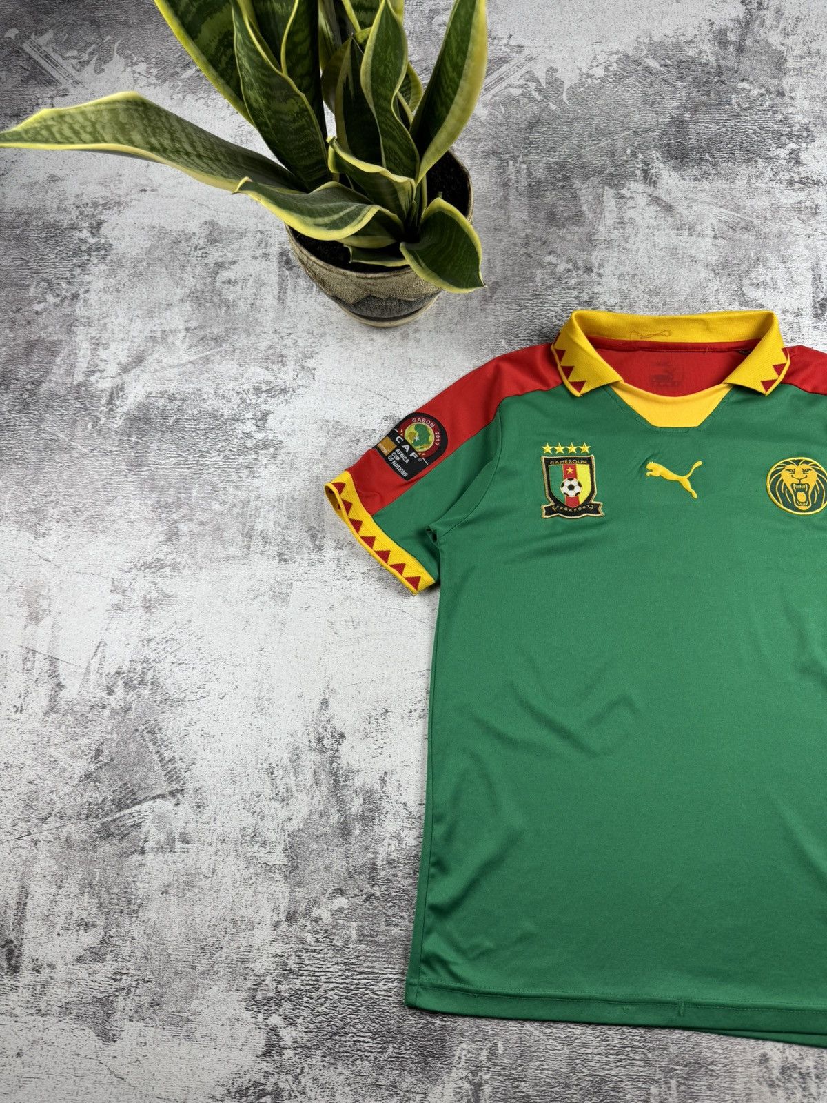 Puma × Vintage Cameroon Africa National Vintage Home Puma Soccer Football T Shirt Jersey Tee Size US S / EU 44-46 / 1 - 2 Thumbnail