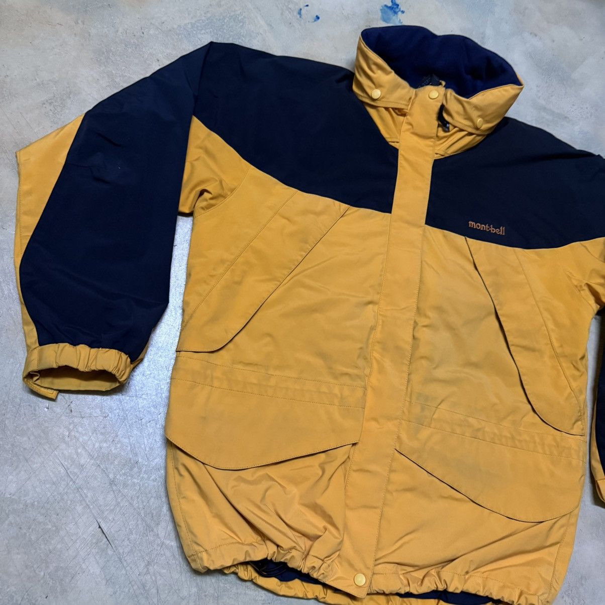Montbell Montbell Hiking Jacket Size US S / EU 44-46 / 1 - 4 Thumbnail