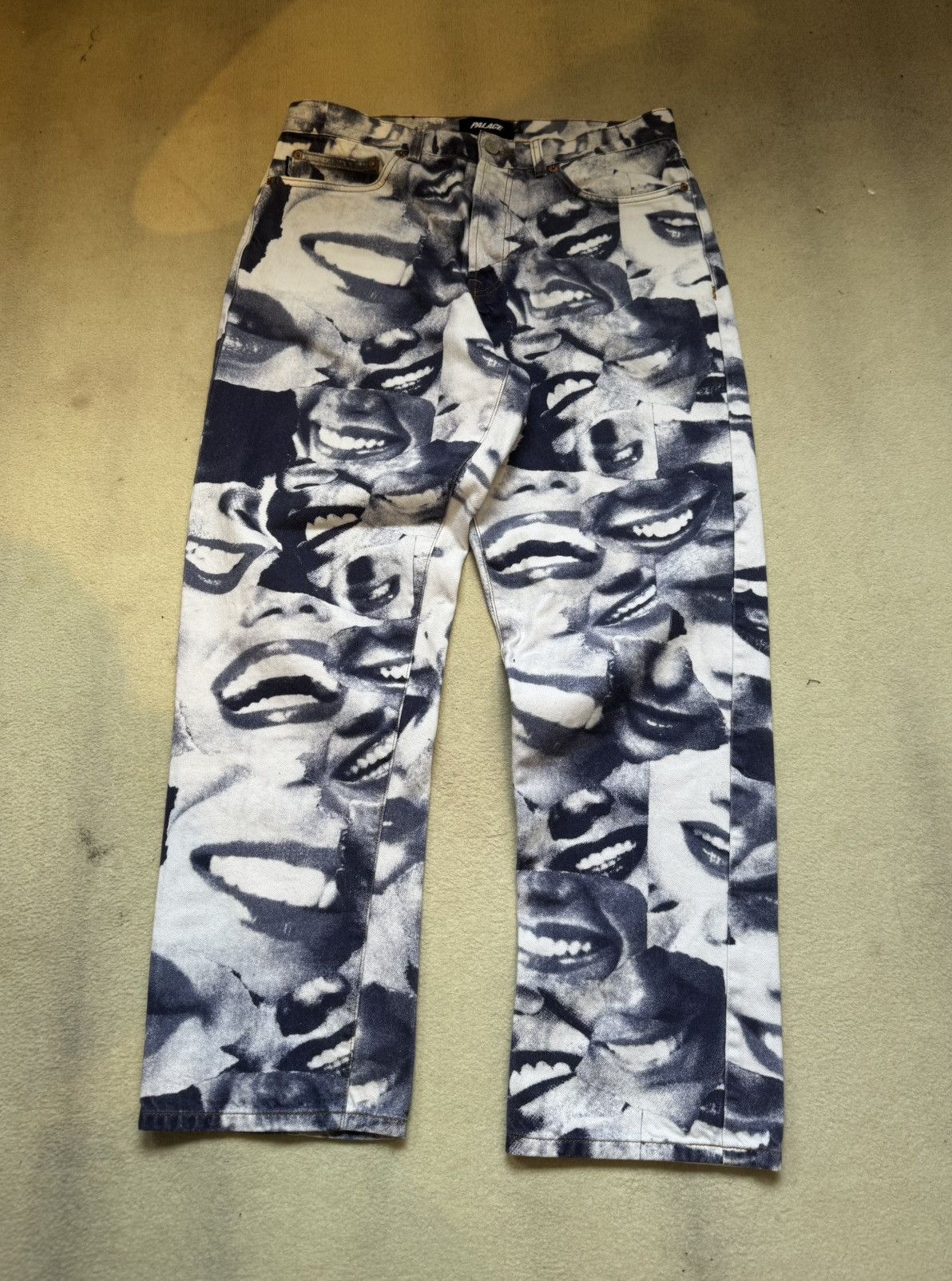 Palace Palace John & Molly Mouf Jeans 32 size Size US 32 / EU 48 - 2 Thumbnail