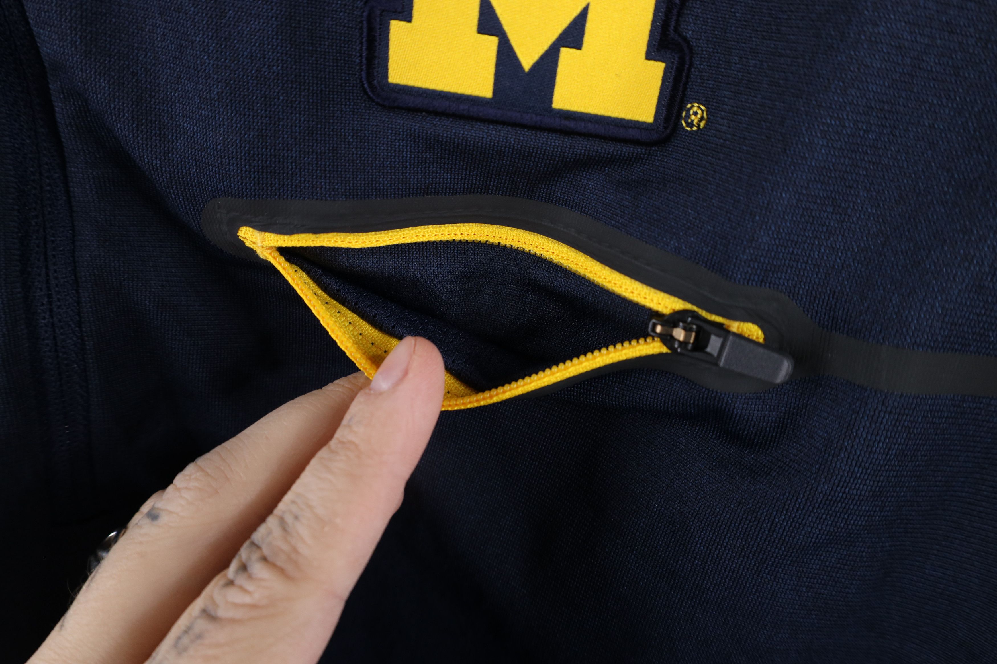 Nike × Vintage Nike Air Jordan University of Michigan Half Zip Pullover Top Size US L / EU 52-54 / 3 - 6 Thumbnail