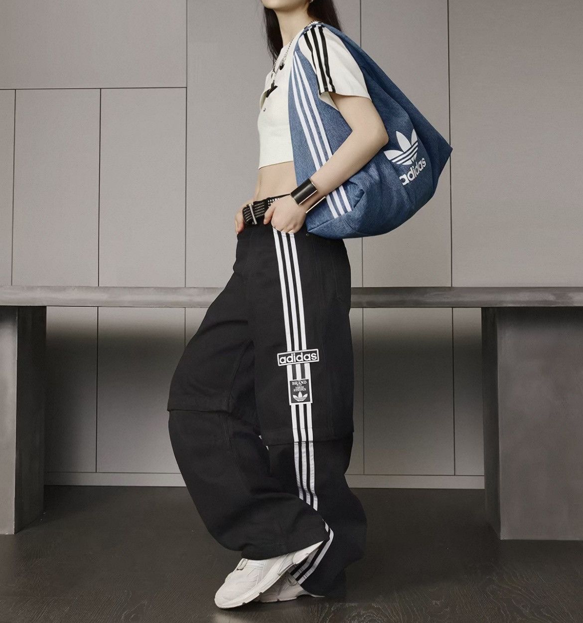 Adidas Adidas Originals Cloud Denim-Style Large Capacity Sports Bag Size ONE SIZE - 5 Thumbnail