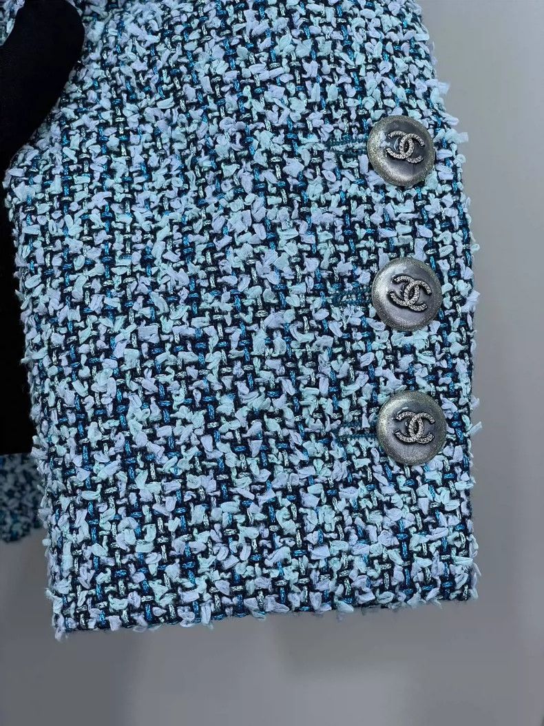 Chanel Chanel Light blue tweed jacket 2504-Nextarrow Size XS / US 0-2 / IT 36-38 - 3 Thumbnail