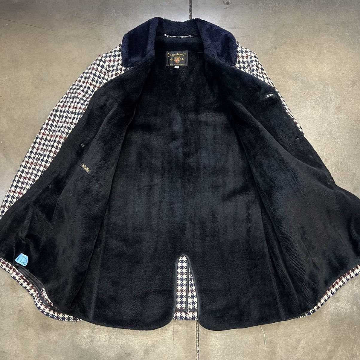 Vintage Vintage 70s Houndstooth Wool Overcoat Shearling Trench Size US L / EU 52-54 / 3 - 9 Thumbnail