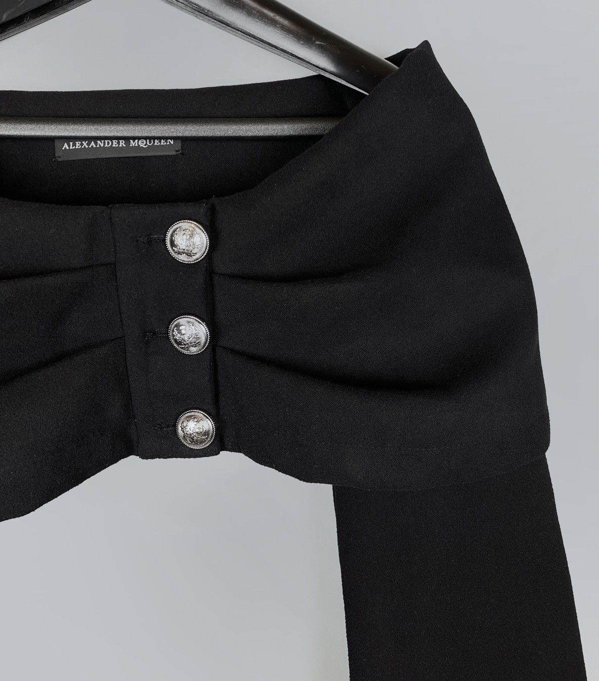 Alexander McQueen Vintage Alexander Mcqueen Women’s Gothic Cape Jacket Size L Size L / US 10 / IT 46 - 6 Thumbnail